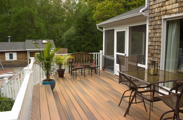 Decking Service in Bremerton